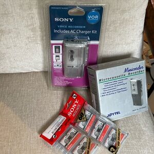 cassette recorders with mini cassettes included